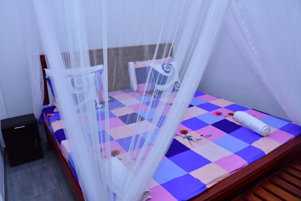 Dilshan Cottage Ела Екстериор снимка